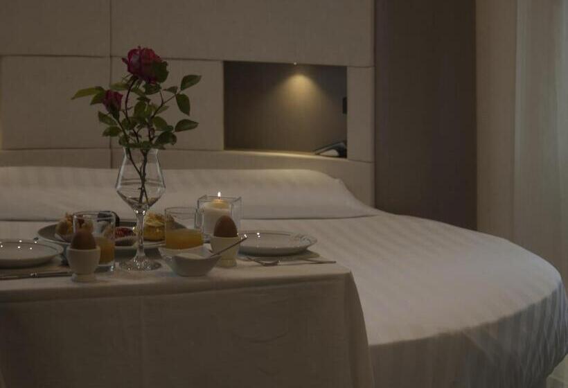 جناح كلاسيكي, Albergo Ristorante Miramonti Toano