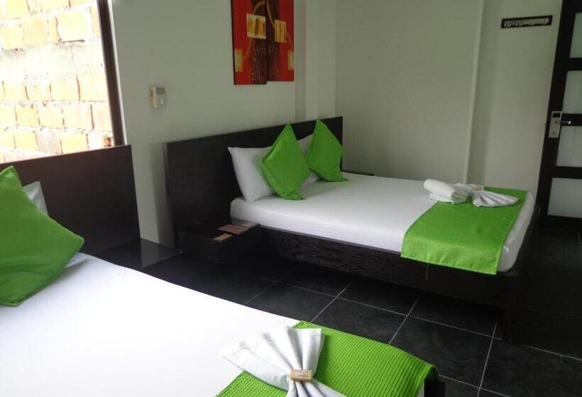 غرفة قياسية ثلاثية, Chicala Salgar