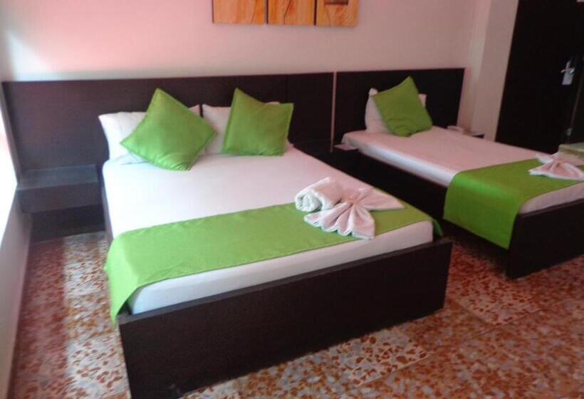 غرفة قياسية ثلاثية, Chicala Salgar