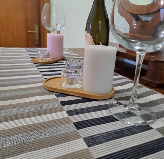 חדר אקונומי, Del Falco