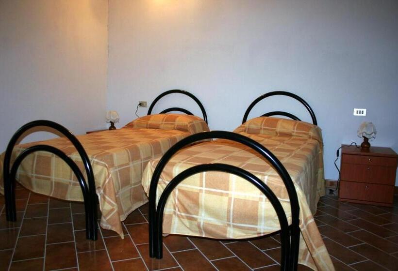 شقة غرفة واحدة, Farm Stay Agriturismo La Borgaccia