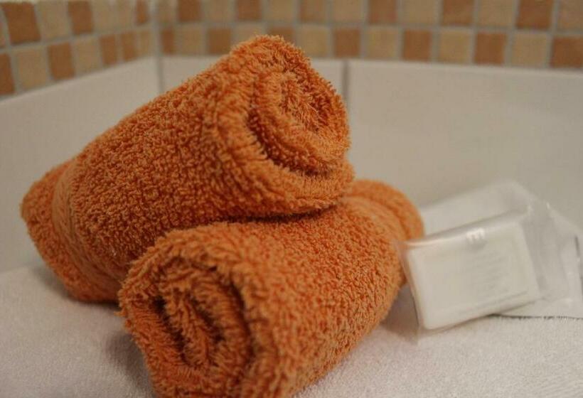 스탠다드 트리플 룸, Gasthof Rössle