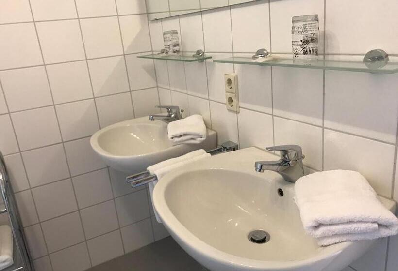 침실 2개 아파트, Gasthof Rössle