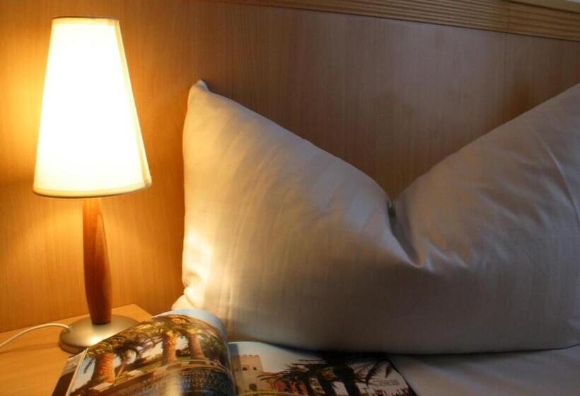 침실 2개 아파트, Gasthof Rössle