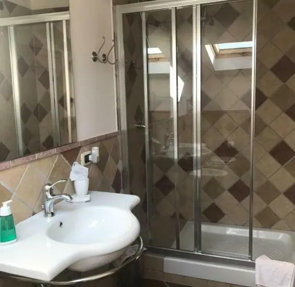 デラックスルーム, Il Casale Di Riardo Luxury B&b