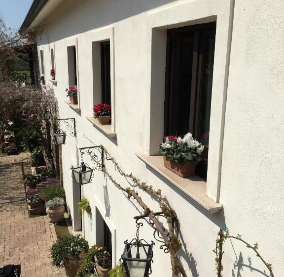 جناح ديلوكس, Il Casale Di Riardo Luxury B&b