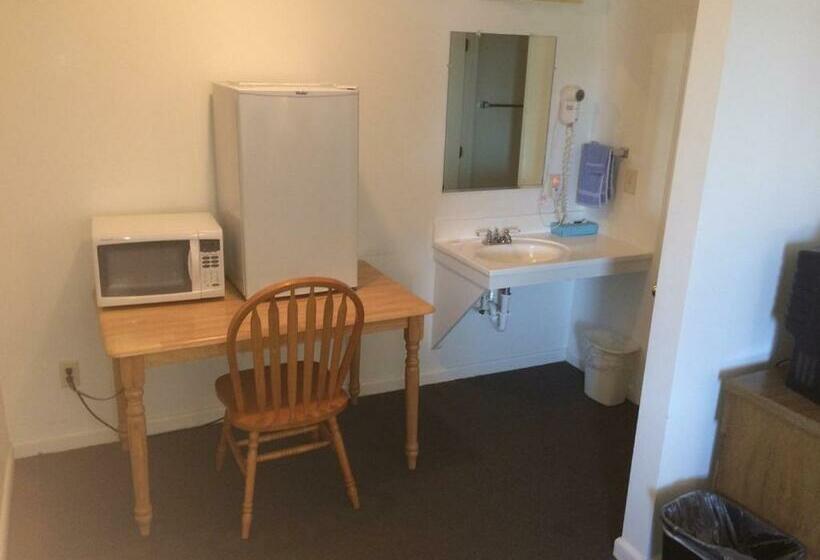 غرفة قياسية, Country Inn Marion