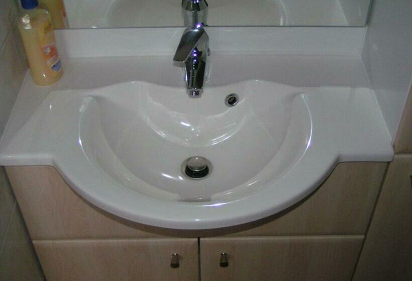 スタンダードシングルルーム, Domizil