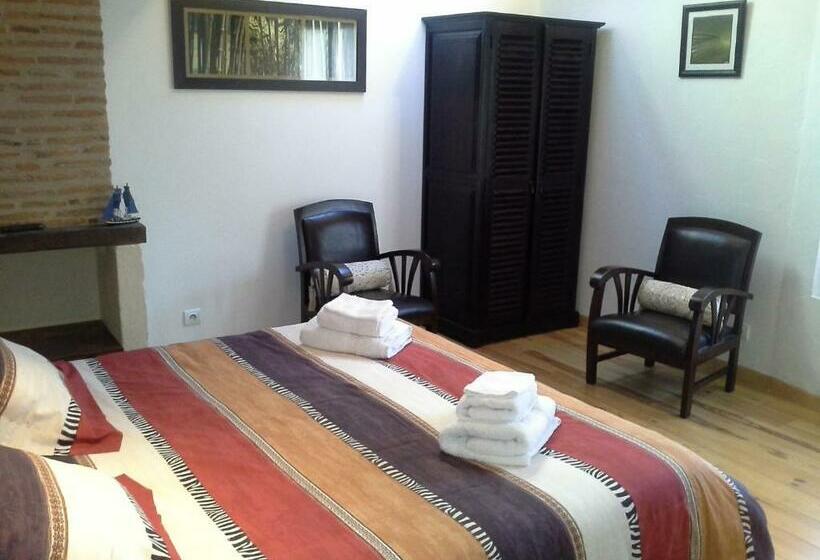 Семейный Номер, Maison D'hôtes Brameloup Jardin Ovale