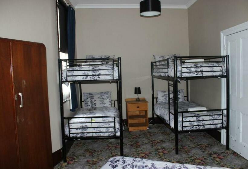 غرفة عائلية حمام مشترك, St Marys Hotel And Bistro