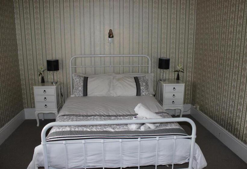 스탠다드 룸 공동 욕실, St Marys Hotel And Bistro