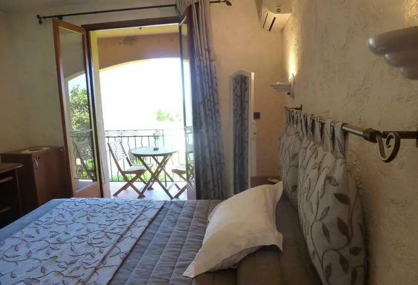 スタンダードルーム, Auberge U Licettu