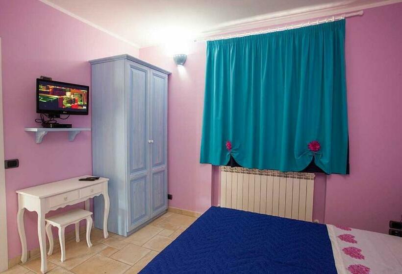 Номер Стандарт, B&b Land & Sea