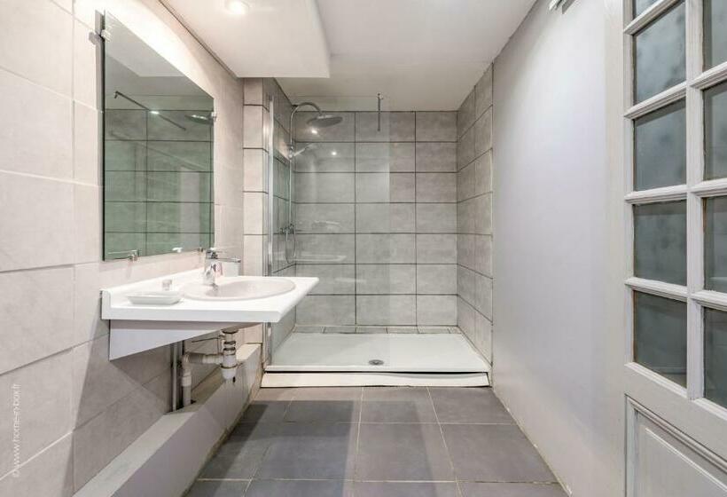 جناح جونيور, Château De Denonville