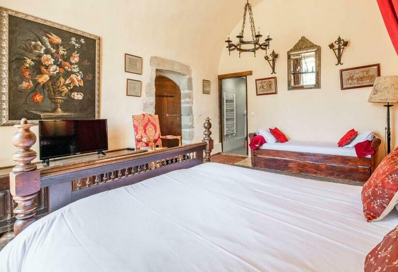 جناح جونيور, Château De Denonville