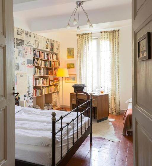 اتاق استاندارد سه تخته با سرویس بهداشتی مشترک, Le Flamant Rouge Guesthouse