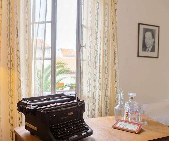 اتاق استاندارد سه تخته با سرویس بهداشتی مشترک, Le Flamant Rouge Guesthouse