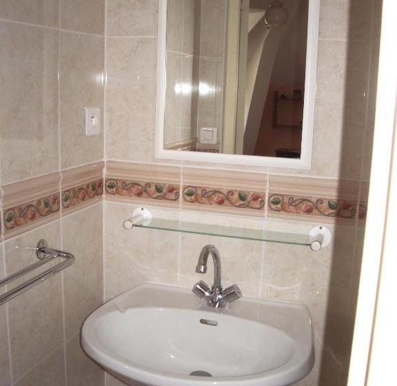 اتاق استاندارد, Les Glycines