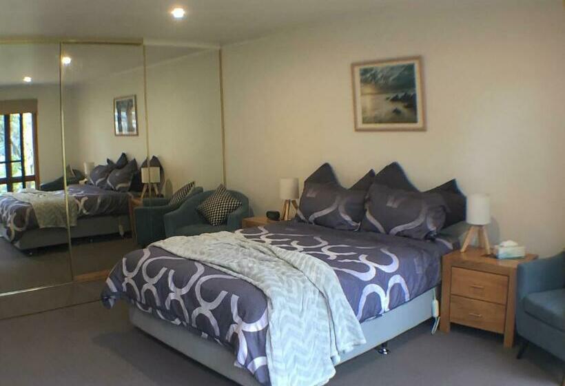 اتاق لوکس, Rebs B@b