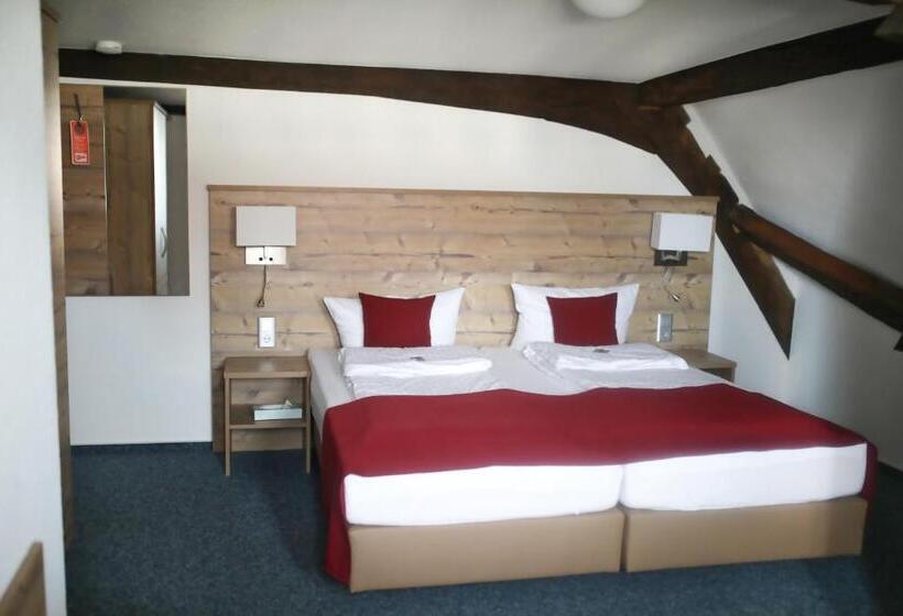 基本间, Gasthaus Hotel Zum Kreuz