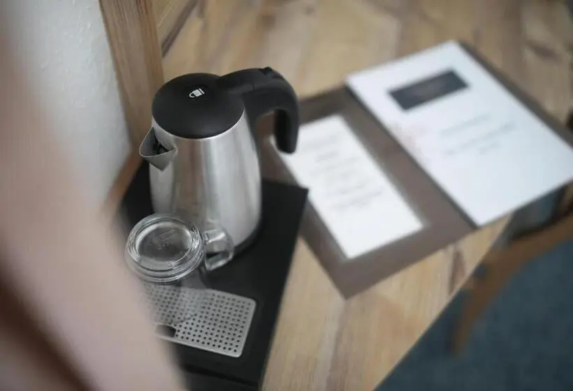 スタンダードトリプルルーム, Gasthaus Hotel Zum Kreuz