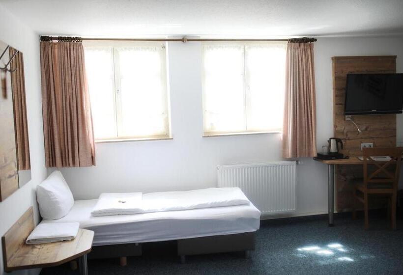 Номер Стандарт Трехместный, Gasthaus Hotel Zum Kreuz