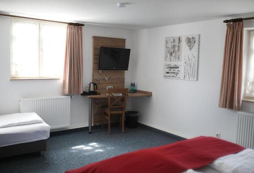 标准三人间, Gasthaus Hotel Zum Kreuz