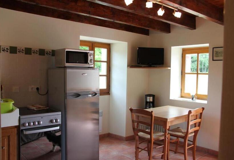 Апартаменты 1 Спальня, Le Pigeonnier De Lacalm Gîte