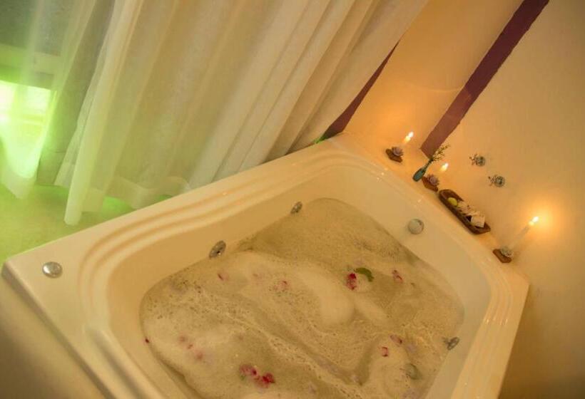 Suíte com Hidromassagem, Pousada Meu Recanto