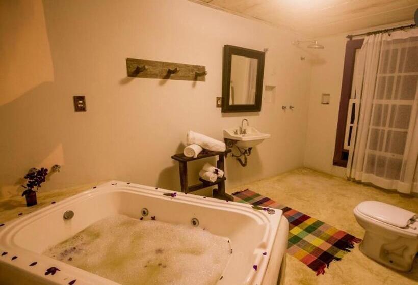 Suíte com Hidromassagem, Pousada Meu Recanto