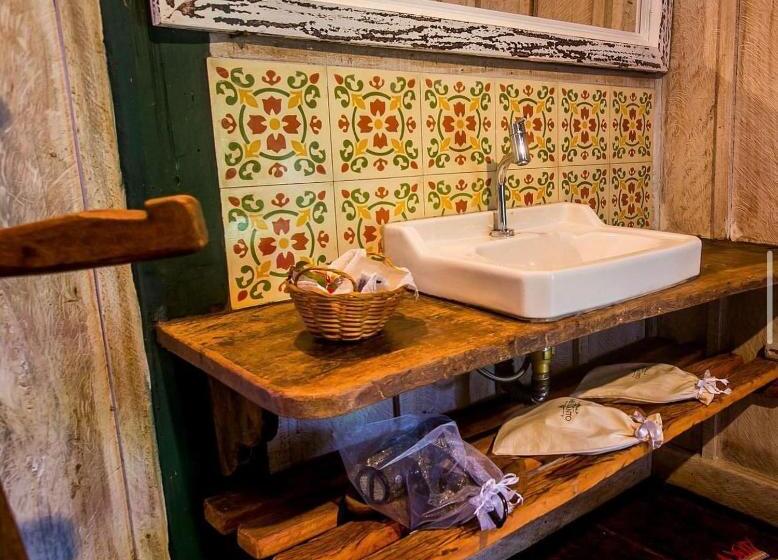 Suíte Deluxe, Pousada Meu Recanto