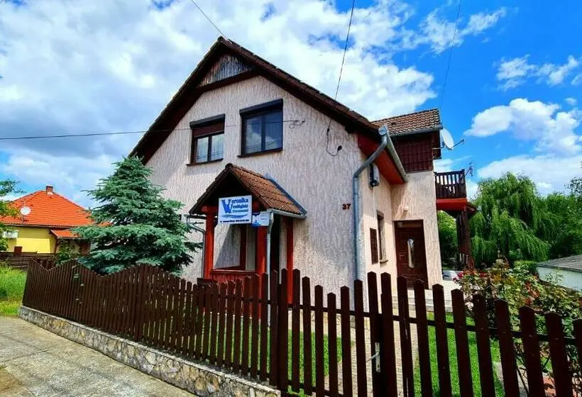 スタンダード４人部屋, Veronika Guesthouse