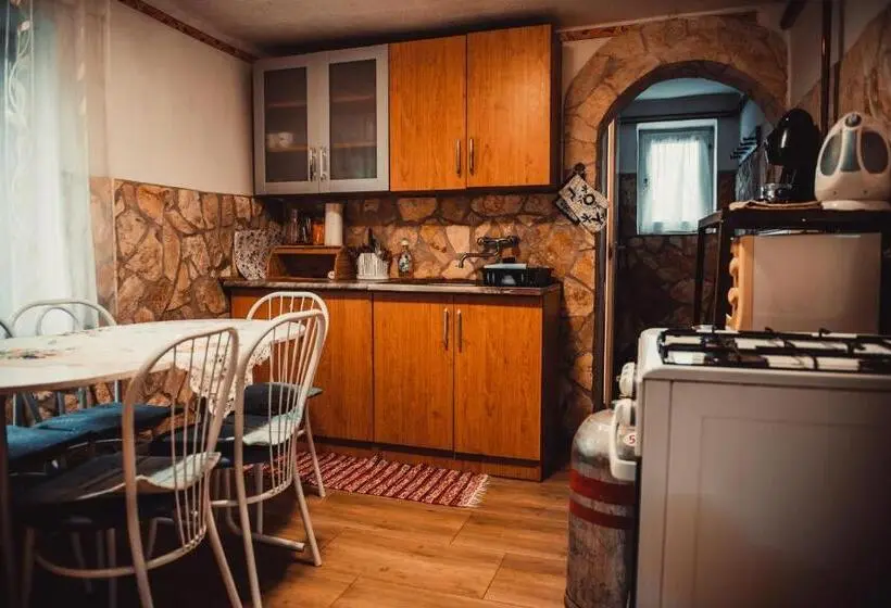 １階の１ベッドルームアパートメント, Veronika Guesthouse