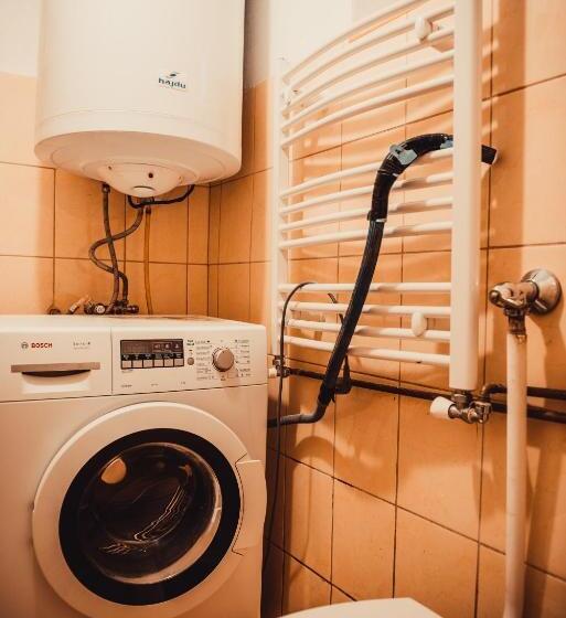 Апартаменты 1 Спальня Нижний Этаж, Veronika Guesthouse