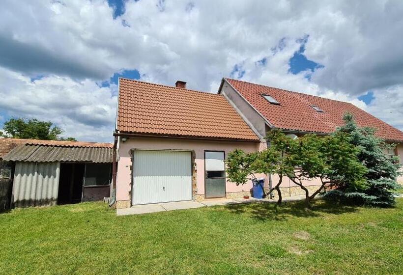 Апартаменты 3 Спальни, Veronika Guesthouse