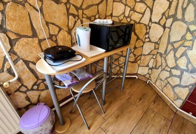 带3个卧室的公寓, Veronika Guesthouse