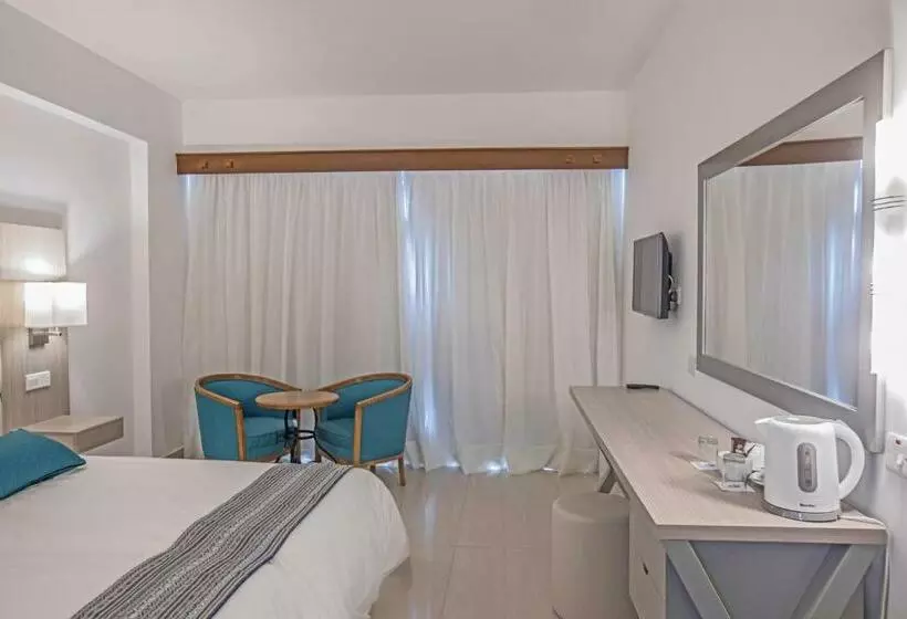 اتاق استاندارد با چشم‌انداز شهر, Anmaria Beach Hotel & Spa