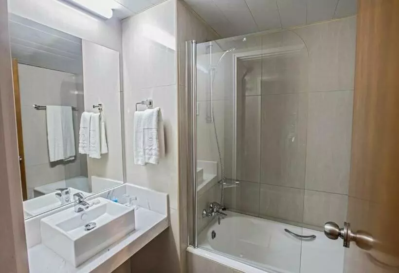 اتاق استاندارد با چشم‌انداز شهر, Anmaria Beach Hotel & Spa