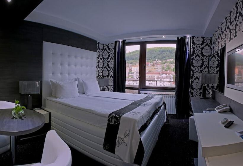 이그제큐티브 룸, Grand Hotel Shumen