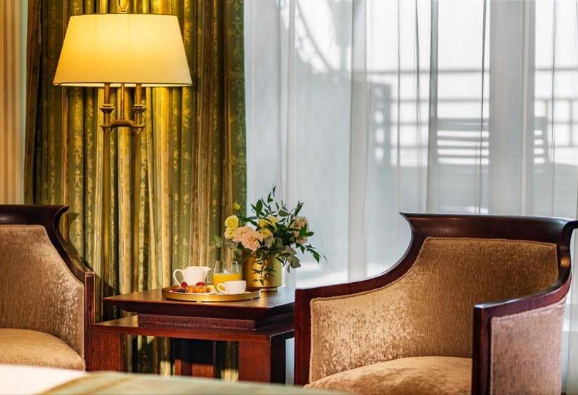 Номер Стандарт с Террасой, Grand Hotel Sofia