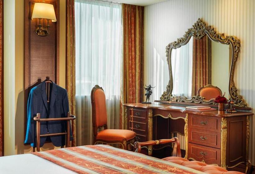 스위트 킹사이즈 침대, Grand Hotel Sofia