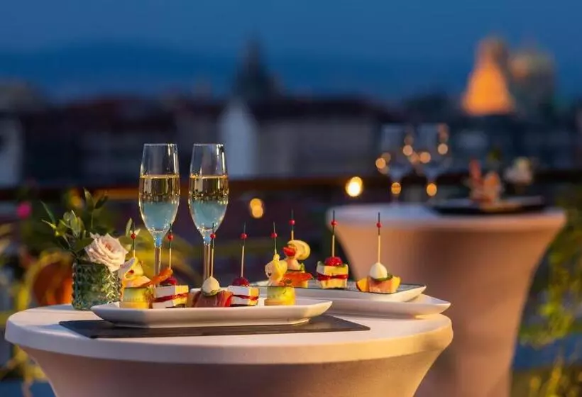 Suite con Terraza, Grand Hotel Sofia