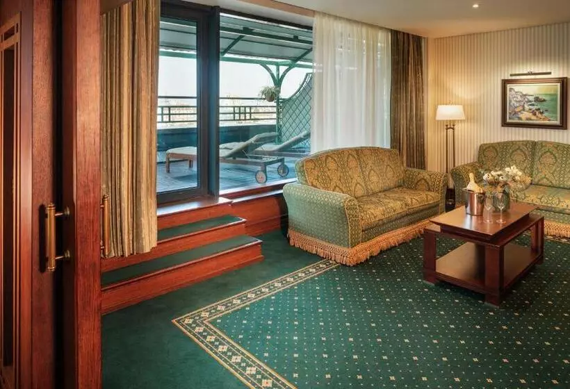 Suite con Terraza, Grand Hotel Sofia