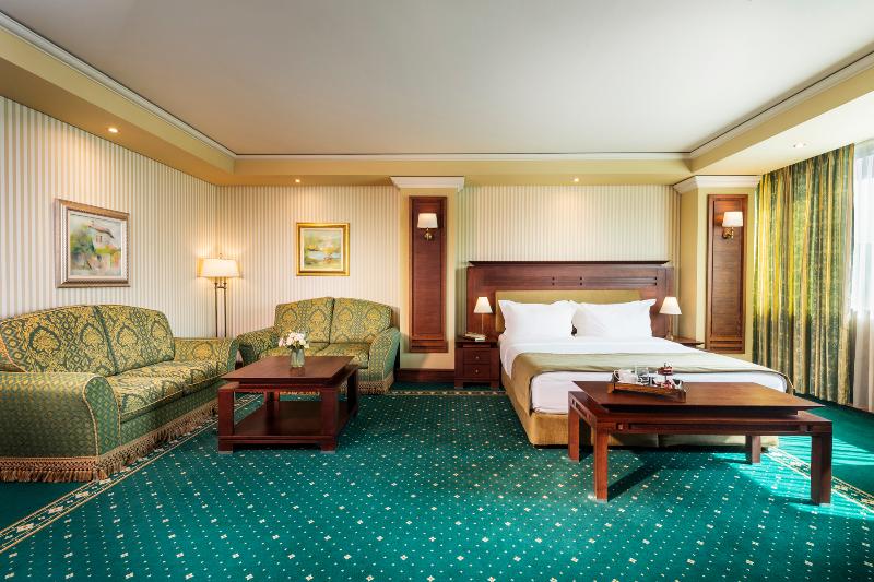Номер Superior, Grand Hotel Sofia