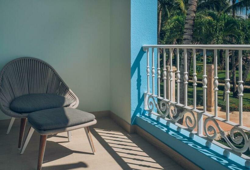سوییت جونیور لوکس, Iberostar Selection Hacienda Dominicus