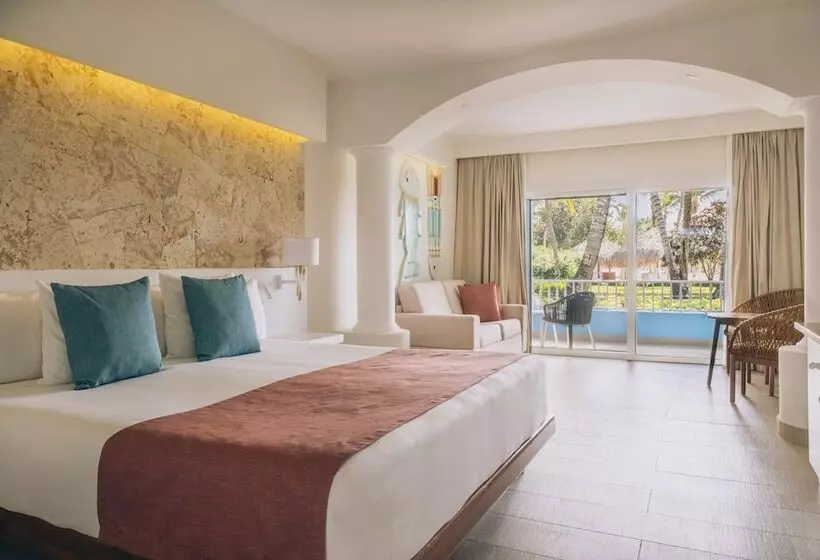 سوییت جونیور لوکس, Iberostar Selection Hacienda Dominicus