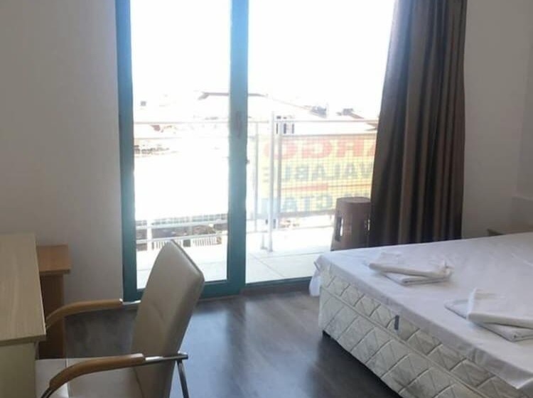 スタンダードルーム, Largo