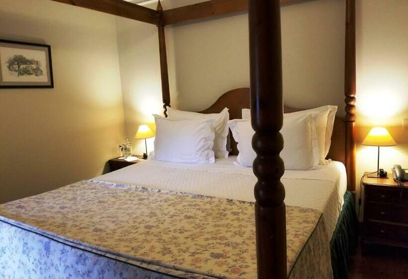 اتاق استاندارد, Lawrences