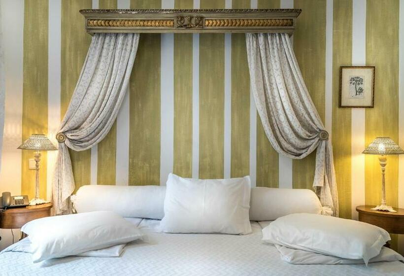 سوییت, Lawrences