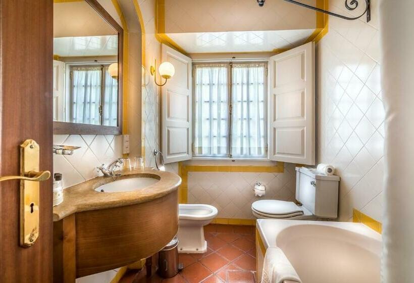 اتاق استاندارد, Lawrences